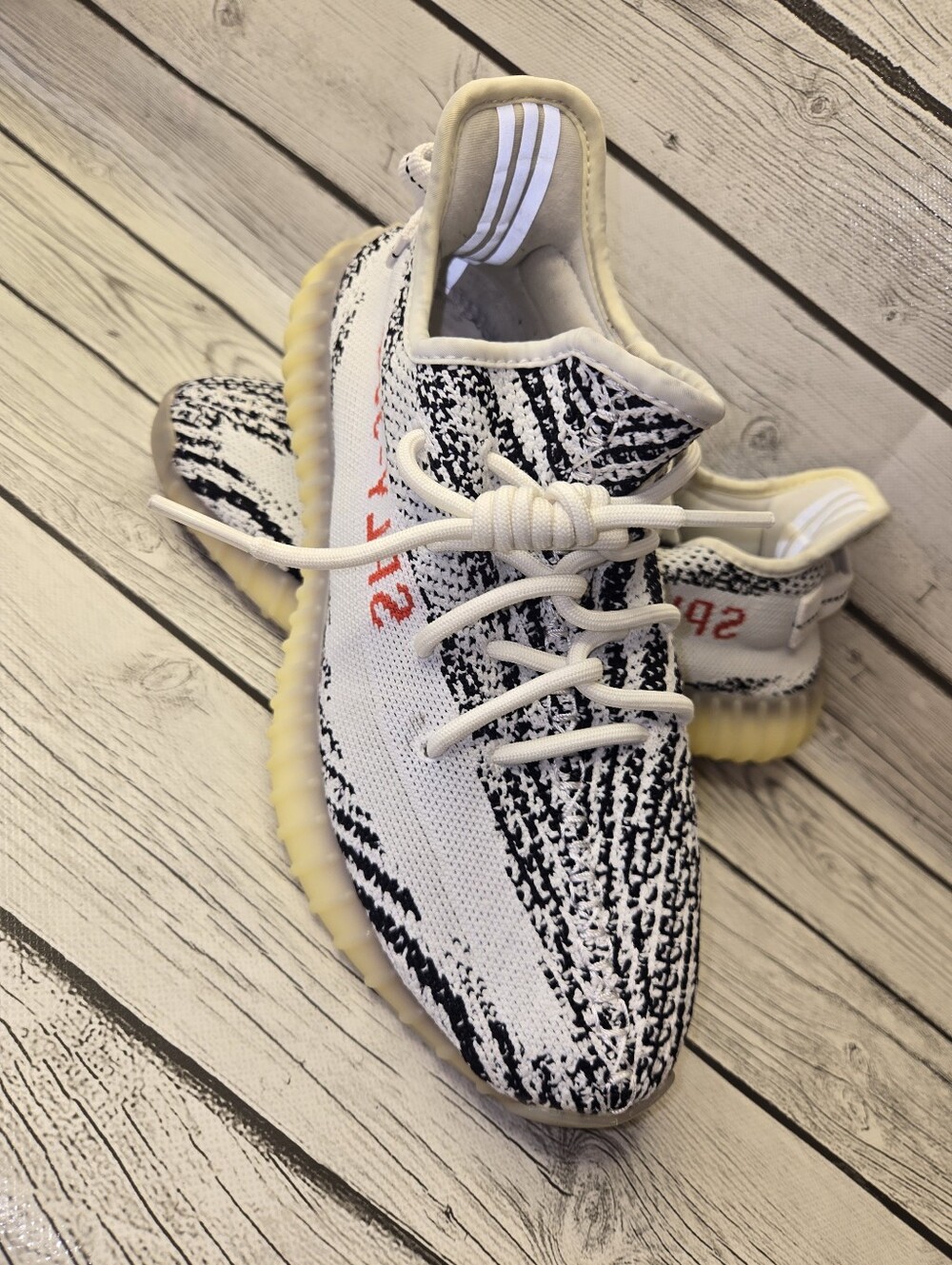 adidas Yeezy Boost 350 V2 Zebra CP9654 Men’s Size 8 / Women’s 9